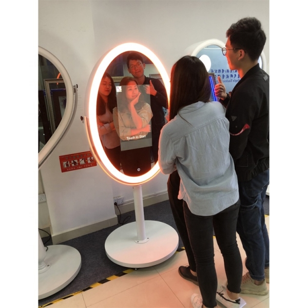 Oval Mirror Photo Booth